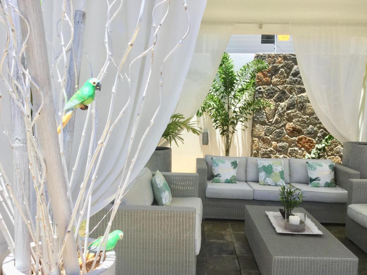 Marosalie Villa Pereybere Beach Exteriör bild